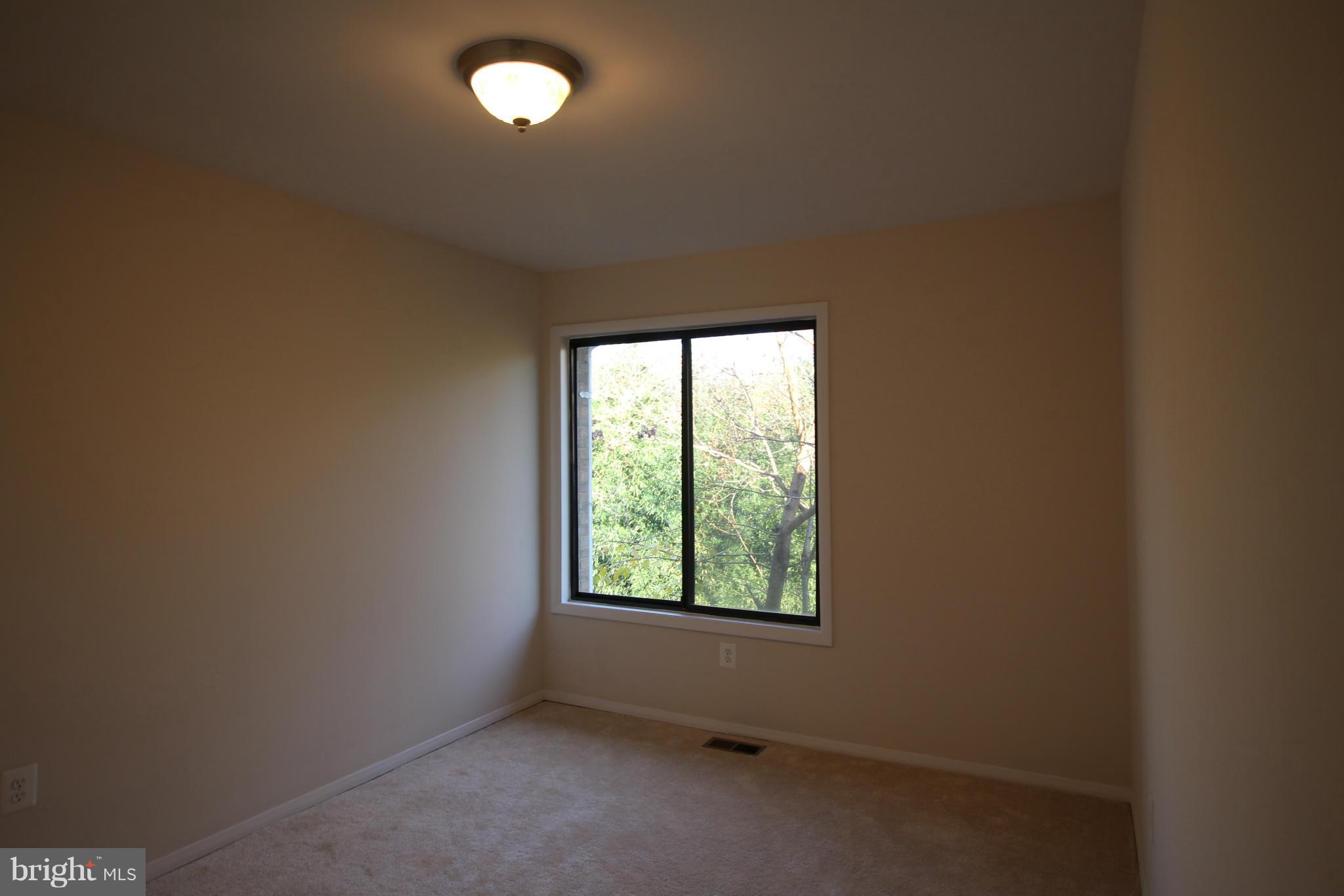 6841 Supreme Court Springfield, VA 22150 - Photo 9 of 26 Bedroom