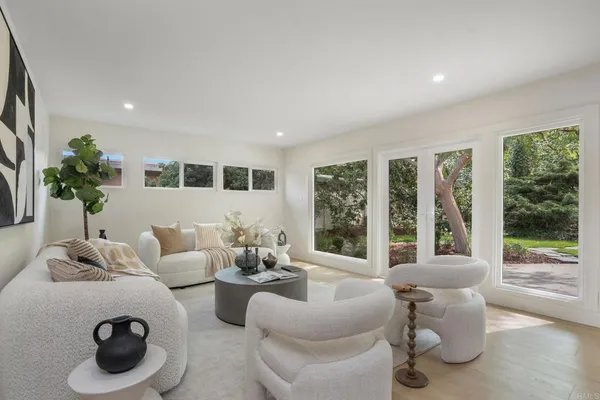 $1,749,000 | 27841 Pontevedra Drive, Rancho Palos Verdes, CA 90275