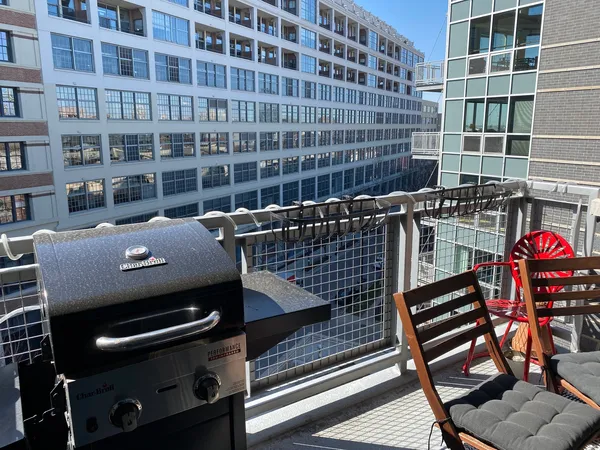 $2,600 | 845 North Kingsbury Street, Unit 605, Chicago, IL 60610