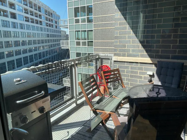 $2,600 | 845 North Kingsbury Street, Unit 605, Chicago, IL 60610