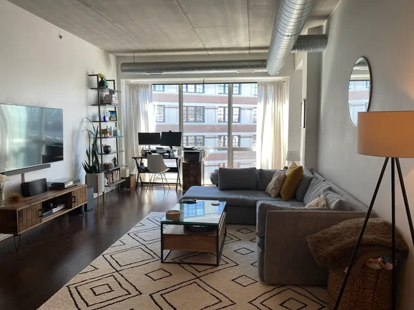 $2,600 | 845 North Kingsbury Street, Unit 605, Chicago, IL 60610