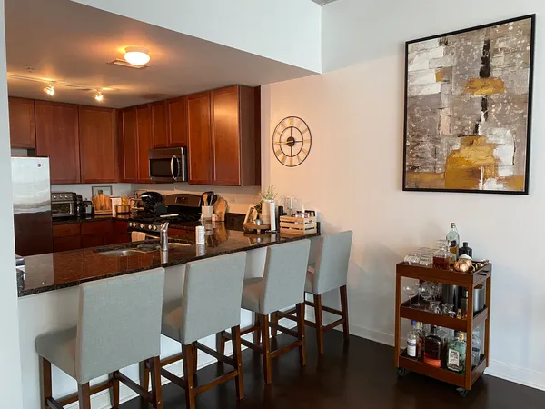 $2,600 | 845 North Kingsbury Street, Unit 605, Chicago, IL 60610