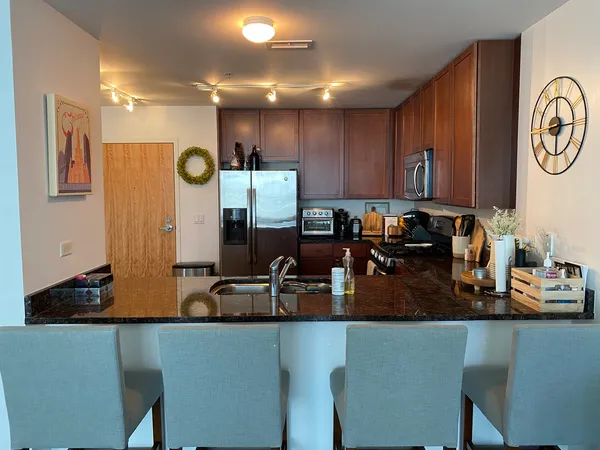 $2,600 | 845 North Kingsbury Street, Unit 605, Chicago, IL 60610