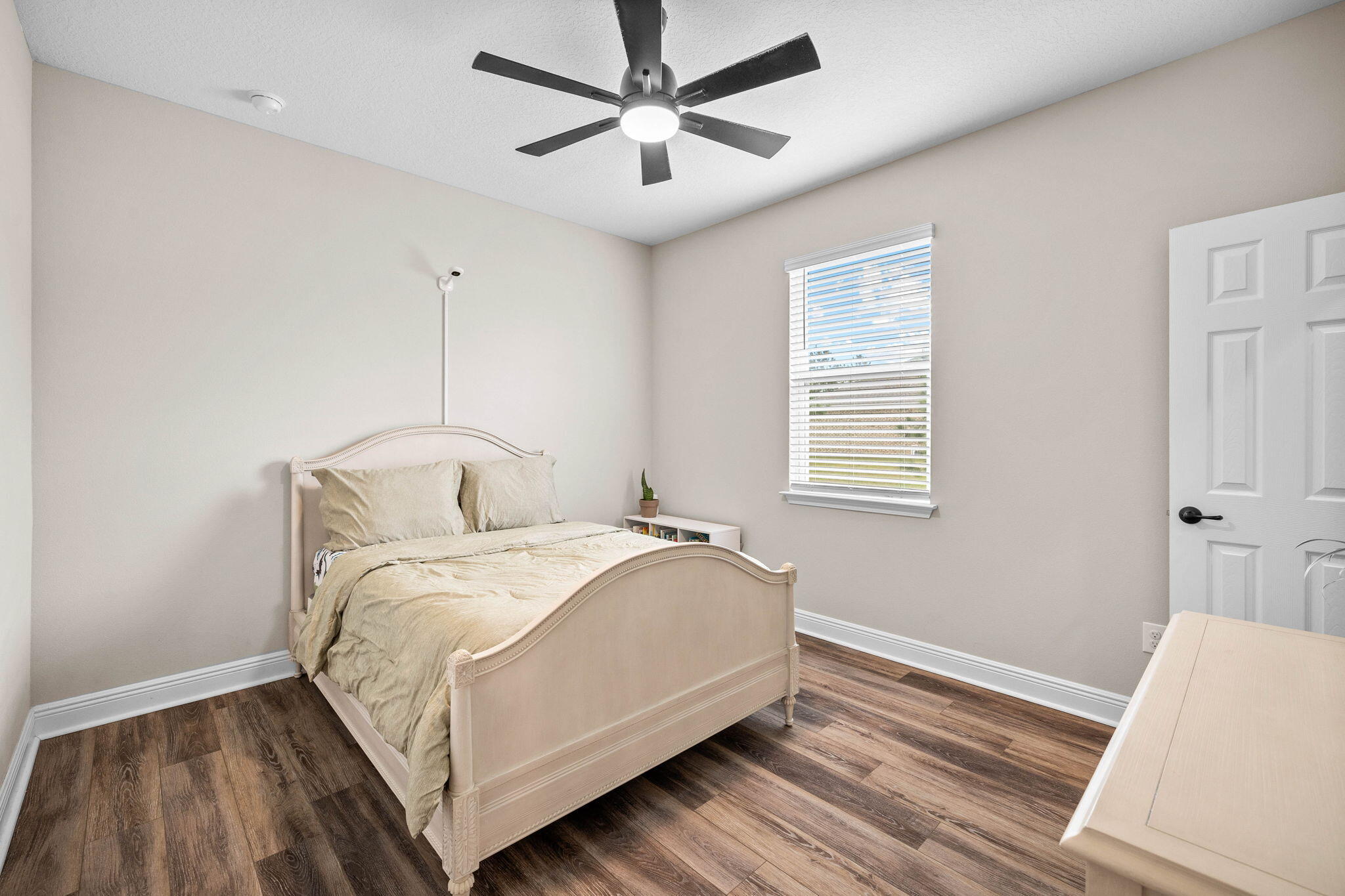 1297 Brushed Dune Circle Freeport, FL 32439 - Photo 46 of 73 Guest Bedroom 3