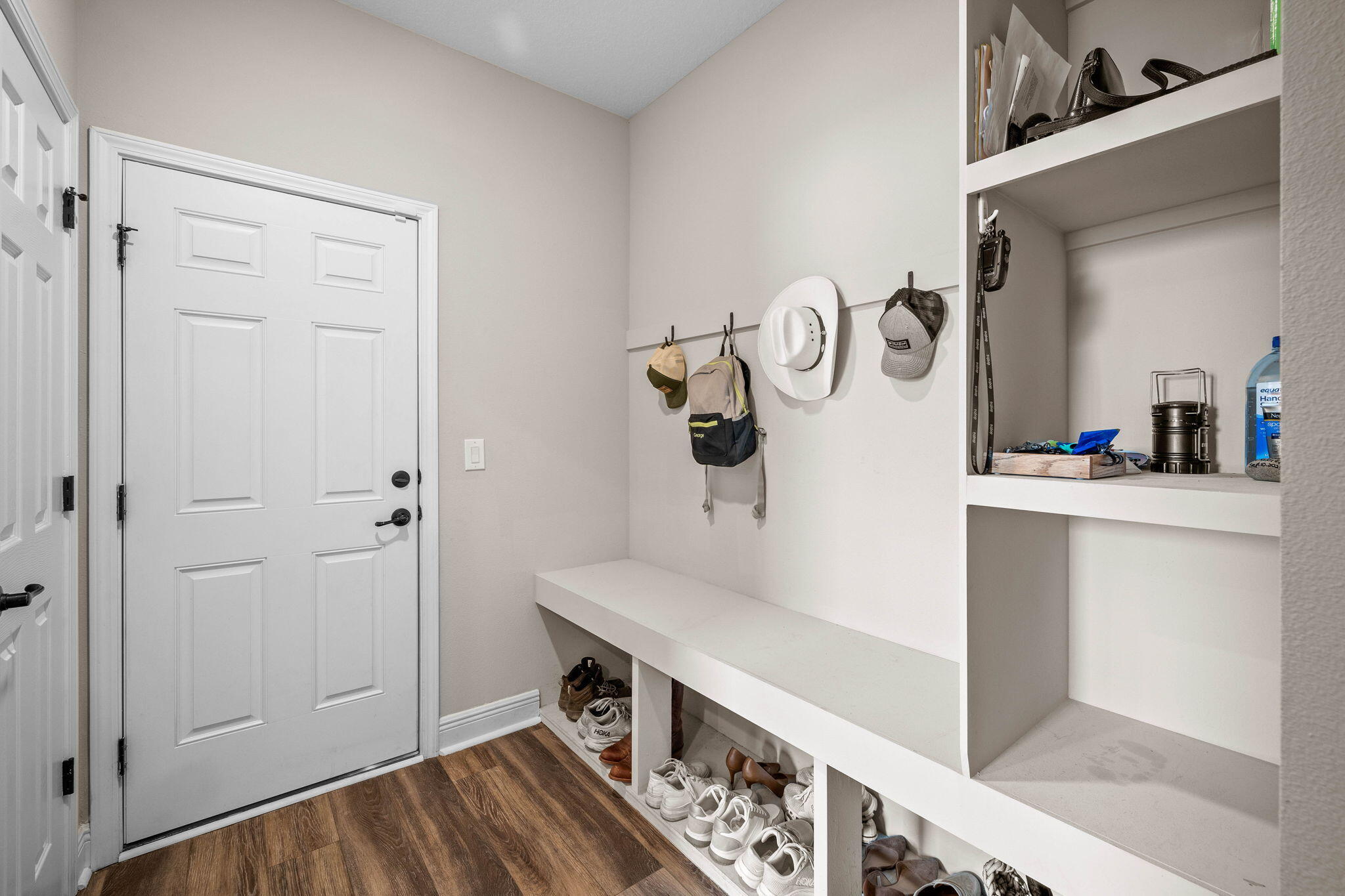 1297 Brushed Dune Circle Freeport, FL 32439 - Photo 51 of 73 a bathroom with a sink and a mirror