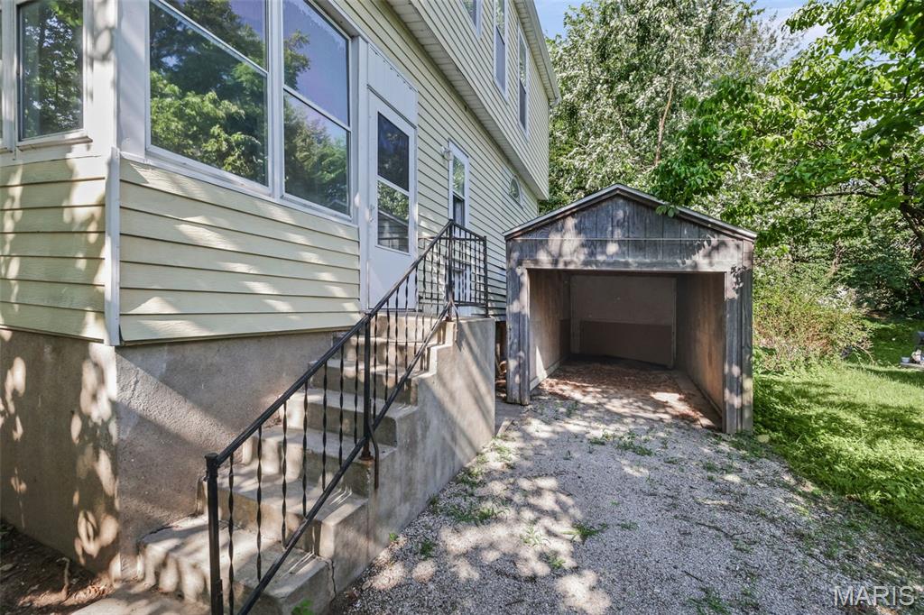 407 East 9th Street Alton, IL 62002 - Photo 5 of 53