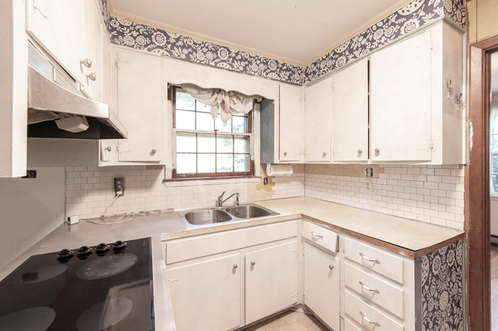 1433 Pine Log Road Aiken, SC 29803 - Photo 13 of 17 Kitchen!