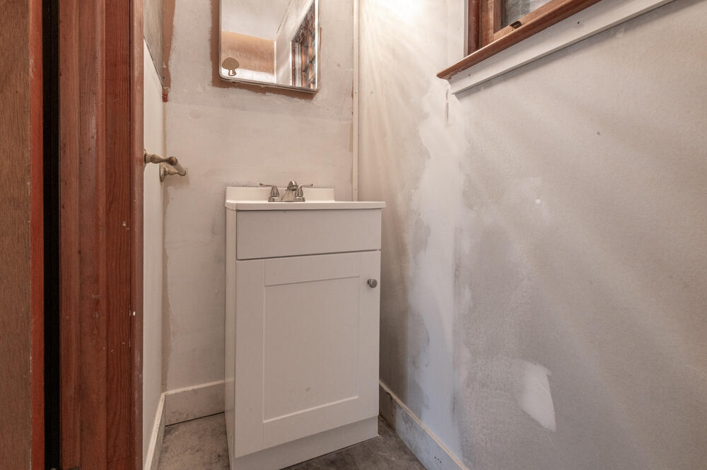 1433 Pine Log Road Aiken, SC 29803 - Photo 17 of 17 Half Bath!