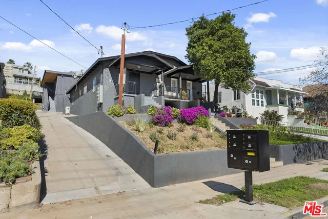 $449,000 | 921 North Benton Way, Los Angeles, CA 90026
