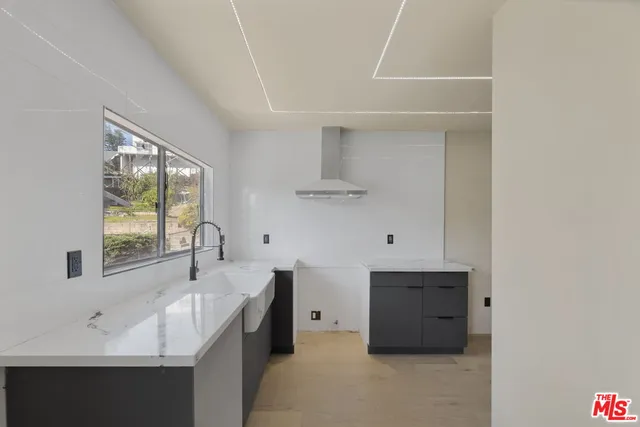 $449,000 | 921 North Benton Way, Los Angeles, CA 90026