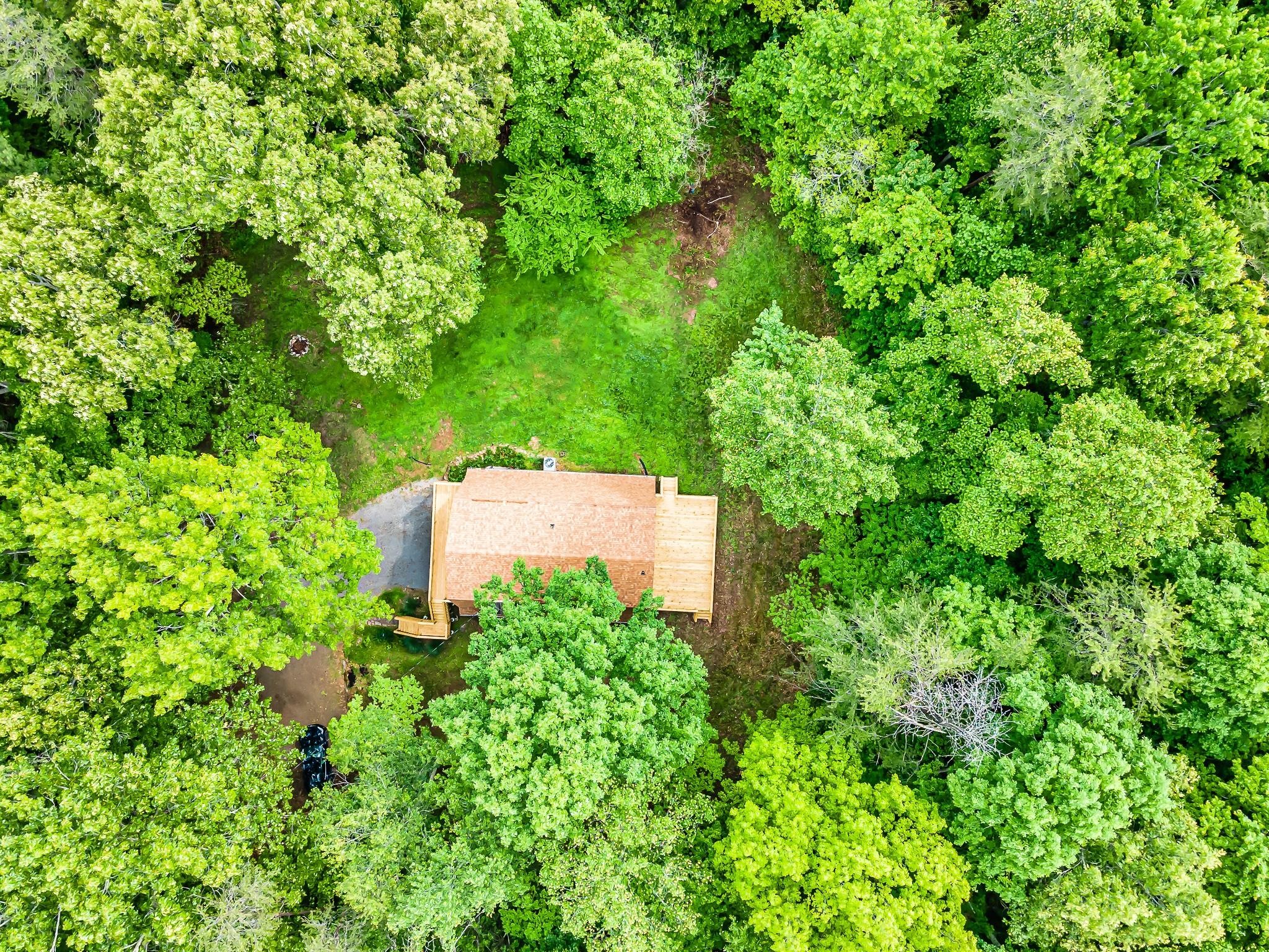 916 Gamble Drive Heiskell, TN 37754 - Photo 26 of 29 an aerial view of a house with a yard