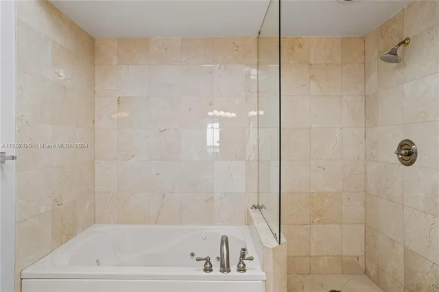 $13,000 | 6365 Collins Avenue, Unit 3803, Miami Beach, FL 33141