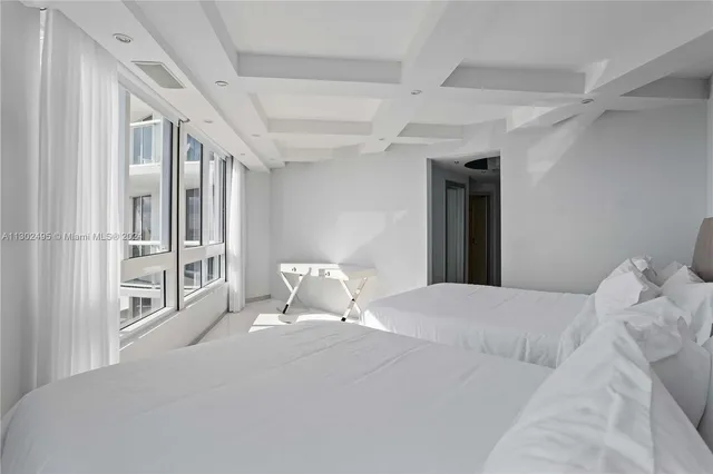 $13,000 | 6365 Collins Avenue, Unit 3803, Miami Beach, FL 33141