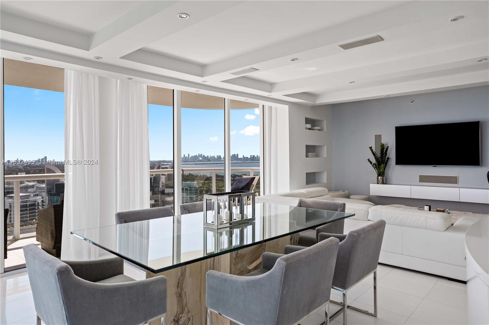 6365 Collins Avenue, Unit 3803 Miami Beach, FL 33141 - Photo 7 of 57