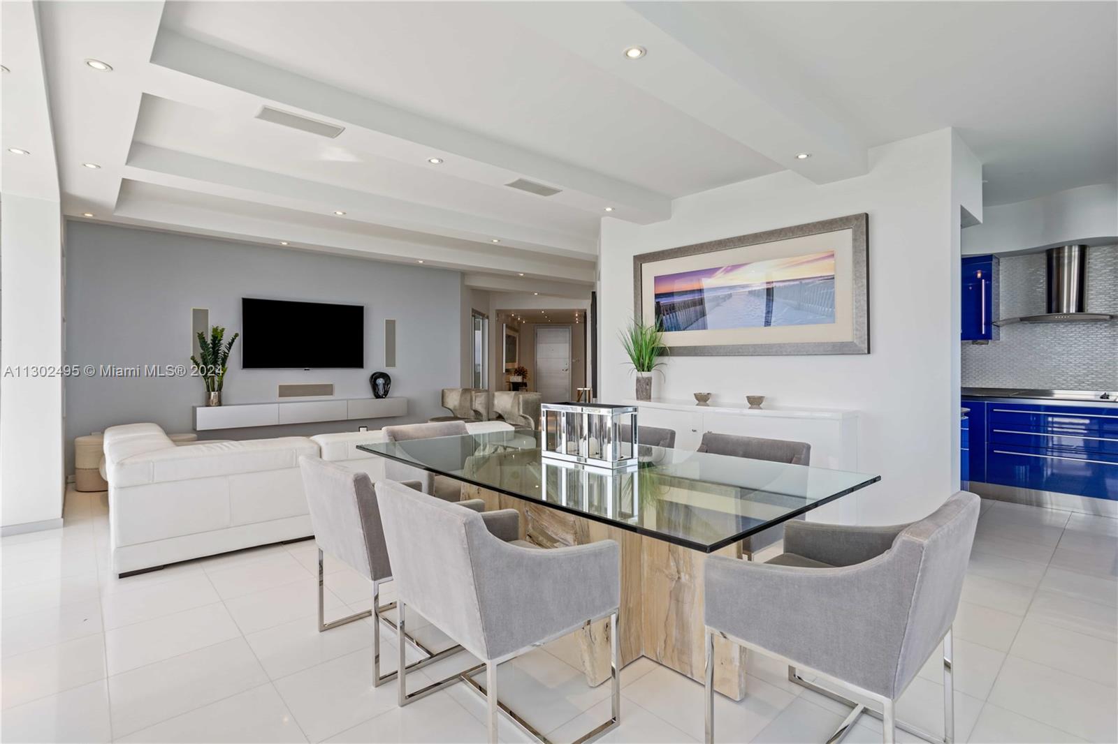 6365 Collins Avenue, Unit 3803 Miami Beach, FL 33141 - Photo 9 of 57