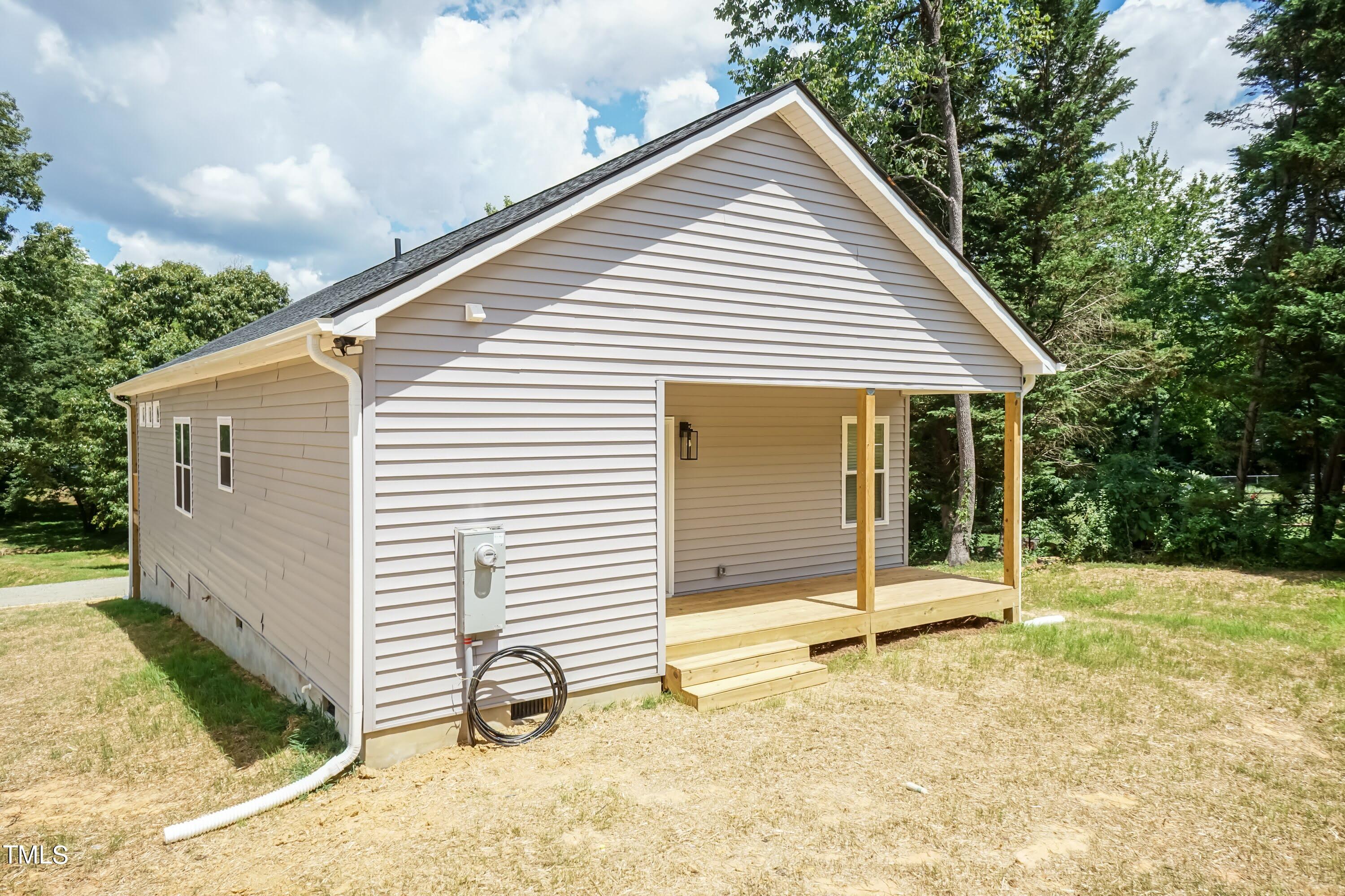1726 Malone Road Burlington, NC 27215 - Photo 24 of 27 **Photos are representative and selections on-site can vary**