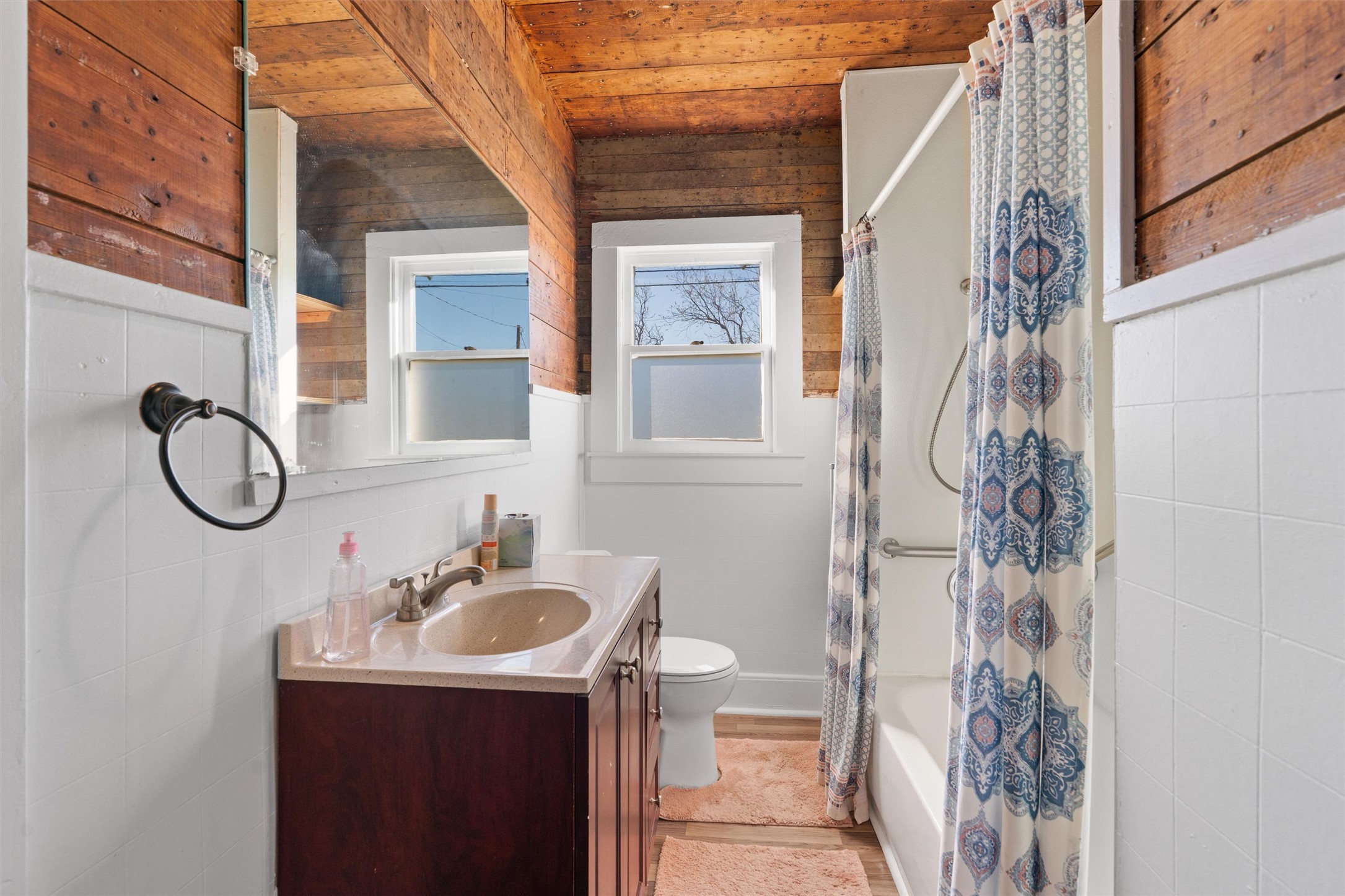 408 South Gabriel Street Granger, TX 76530 - Photo 18 of 29 a bathroom with a sink a toilet and shower