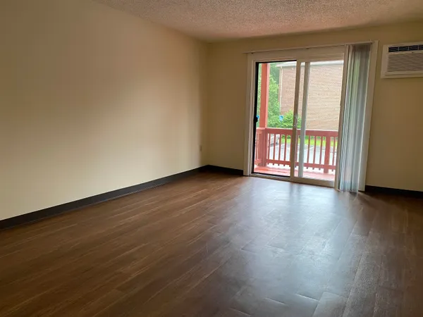 $1,920 | 29 Capron Road, Unit 79, Milford, NH 03055