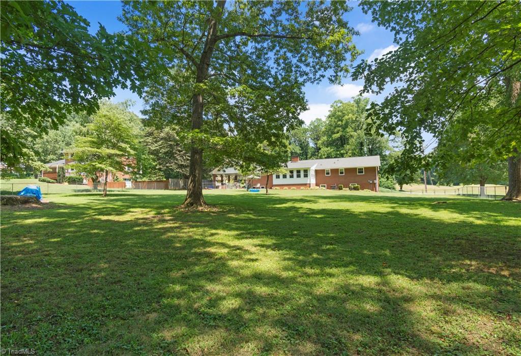 1650 Bright Leaf Road Pfafftown, NC 27040 - Photo 24 of 26 Gallery Image 24