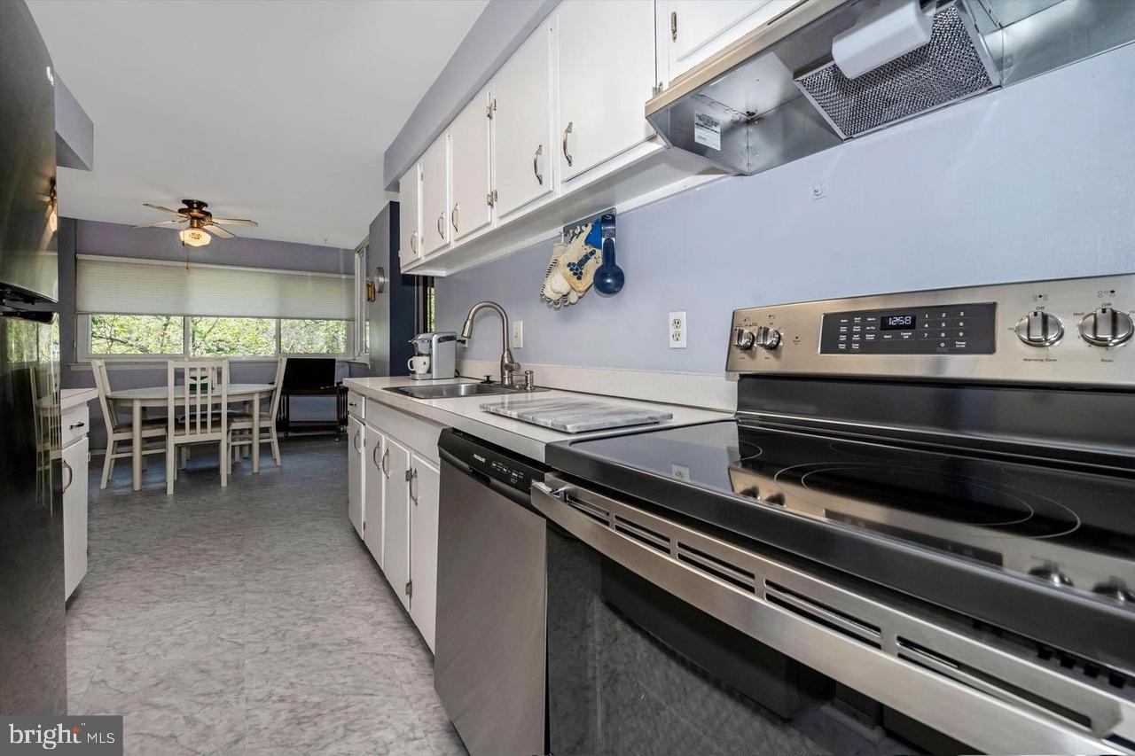 433 Christopher Avenue, Unit 34 Gaithersburg, MD 20879 - Photo 13 of 28