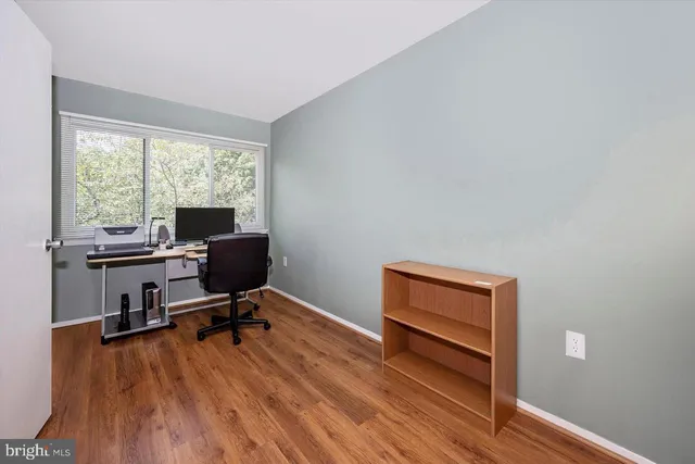 $215,000 | 433 Christopher Avenue, Unit 34, Gaithersburg, MD 20879