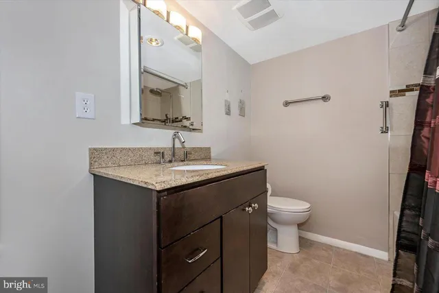 $215,000 | 433 Christopher Avenue, Unit 34, Gaithersburg, MD 20879