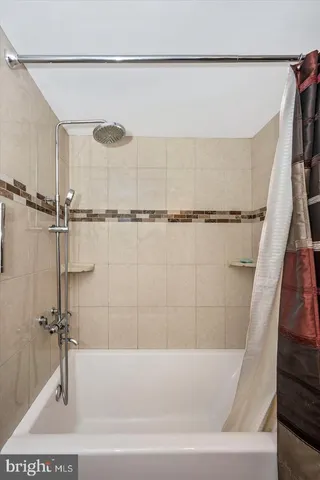 $215,000 | 433 Christopher Avenue, Unit 34, Gaithersburg, MD 20879