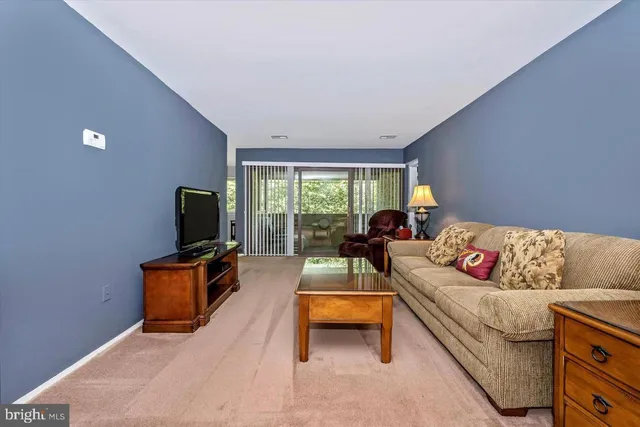 $215,000 | 433 Christopher Avenue, Unit 34, Gaithersburg, MD 20879