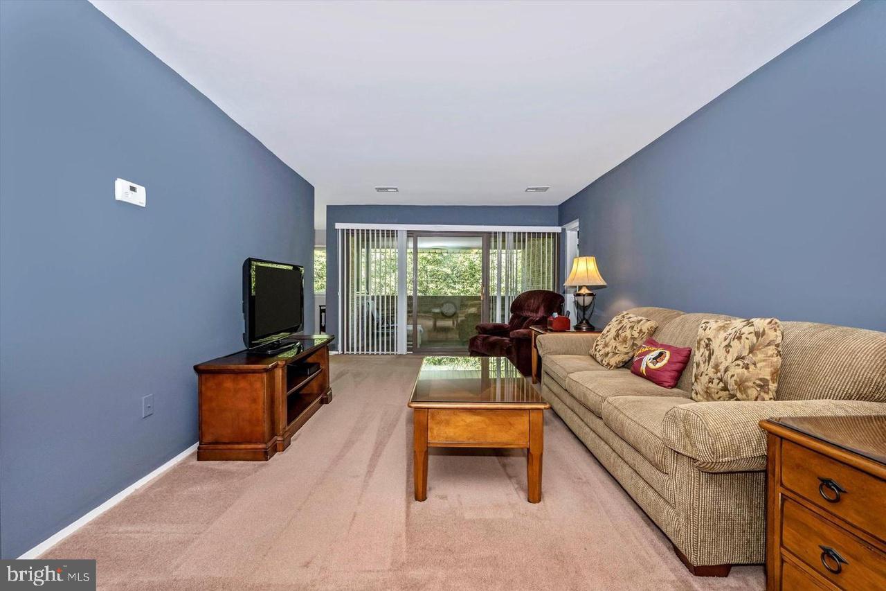 433 Christopher Avenue, Unit 34 Gaithersburg, MD 20879 - Photo 4 of 28