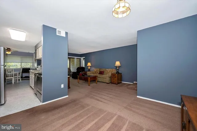 $215,000 | 433 Christopher Avenue, Unit 34, Gaithersburg, MD 20879