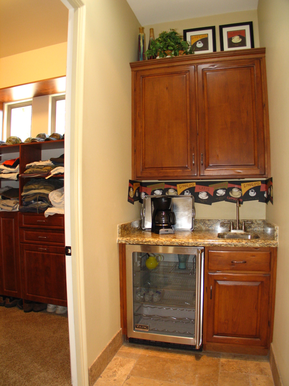 9302 South Rita Lane Tempe, AZ 85284 - Photo 15 of 37 Mstr Bdrm Coffe Bar/Juice Bar
