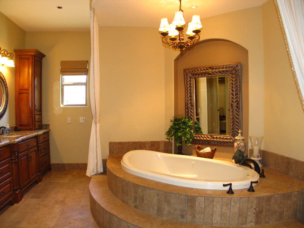 9302 South Rita Lane Tempe, AZ 85284 - Photo 16 of 37 Master Bath