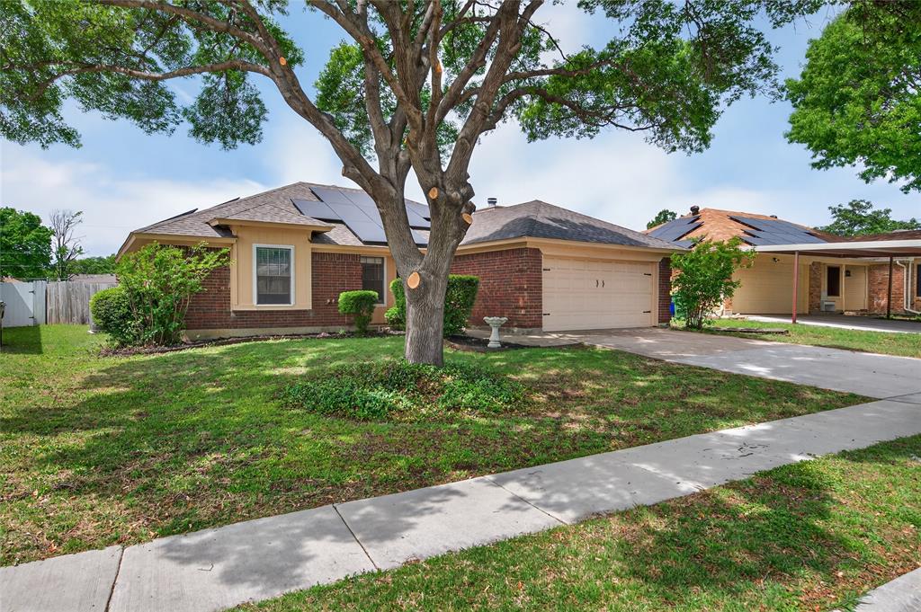 6637 Whitley Road Watauga, TX 76148 - Photo 2 of 28