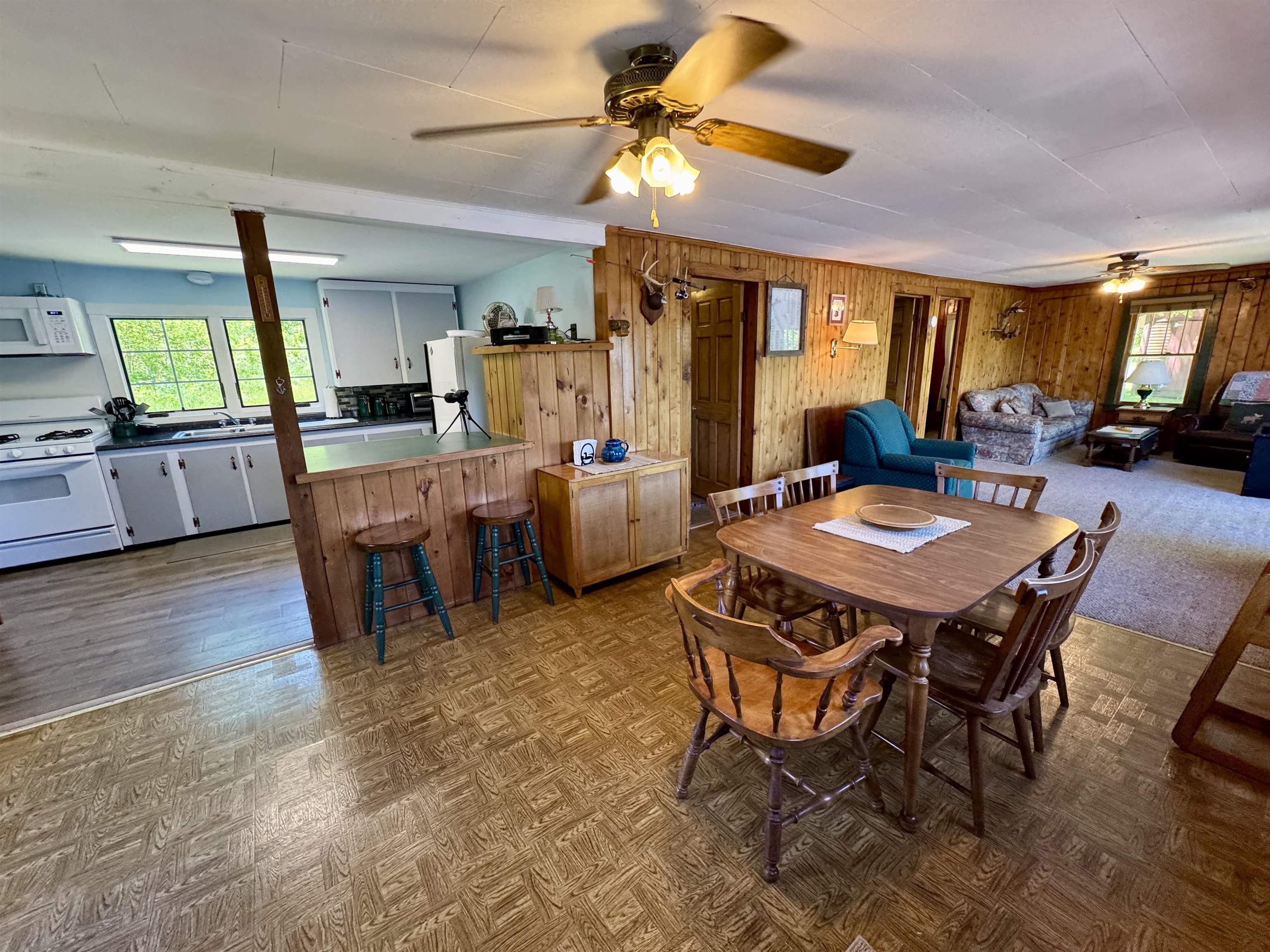 140 Lakeside Lane Barton, VT 05822 - Photo 10 of 29
