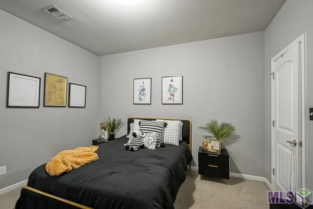 $304,900 | 11383 Legacy Oaks Lane, Gonzales, LA 70737