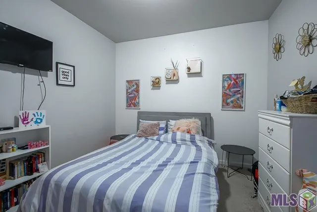 $304,900 | 11383 Legacy Oaks Lane, Gonzales, LA 70737