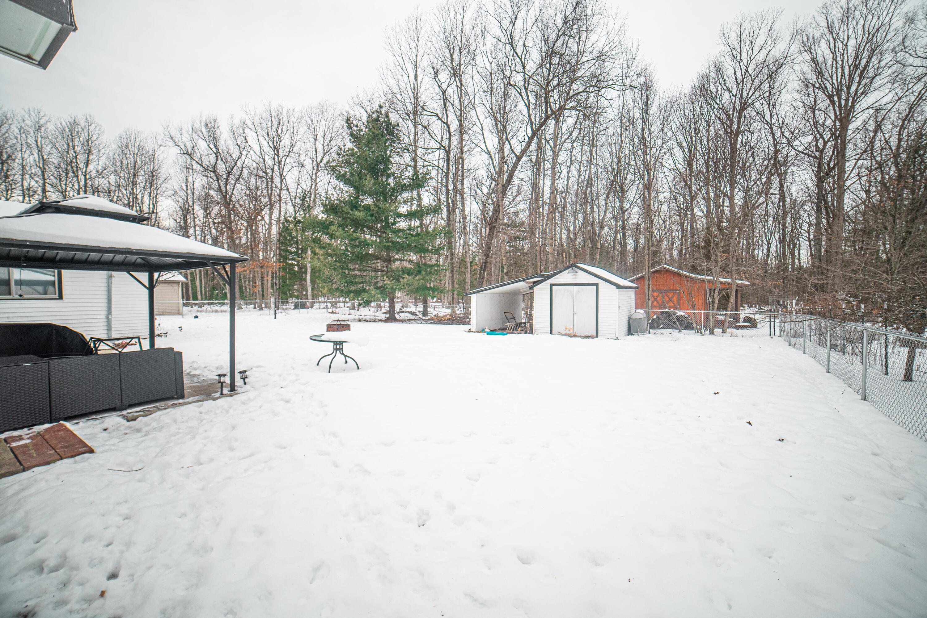 8053 Artesia Beach Road St. Helen, MI 48656 - Photo 3 of 37 Gallery Image 3