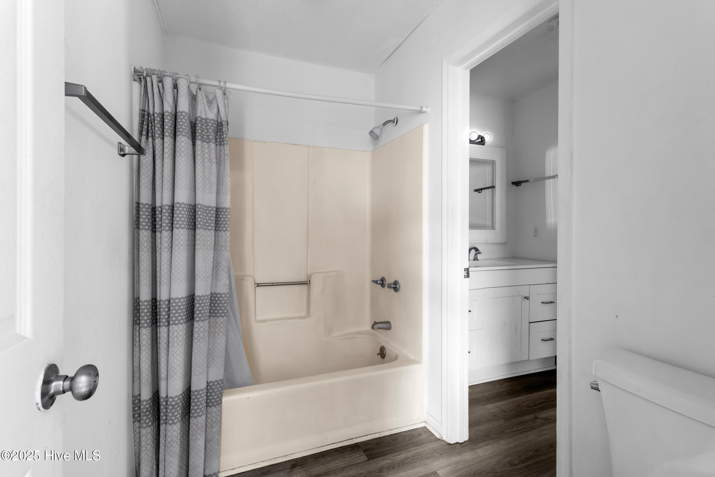 1800 Carver Street New Bern, NC 28560 - Photo 11 of 15 10_9