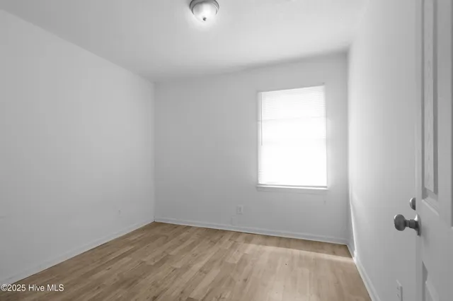 $1,500 | 1800 Carver Street, New Bern, NC 28560