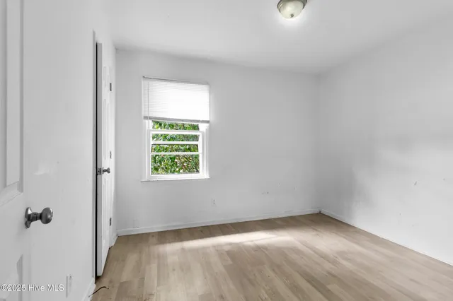 $1,500 | 1800 Carver Street, New Bern, NC 28560