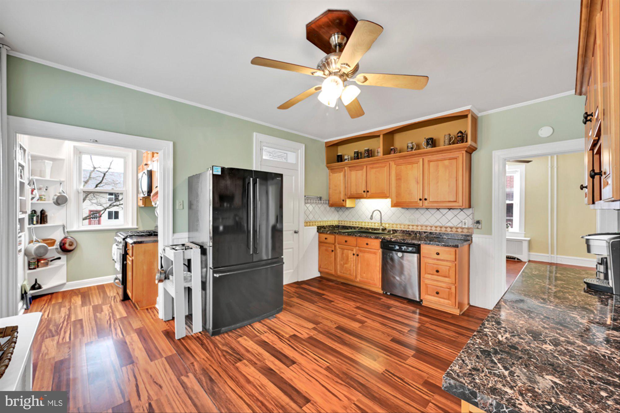 349 North Broad Street Lititz, PA 17543 - Photo 17 of 52 Kitchen