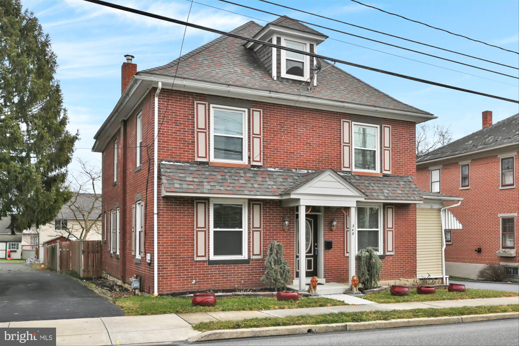 349 North Broad Street Lititz, PA 17543 - Photo 4 of 52 Front