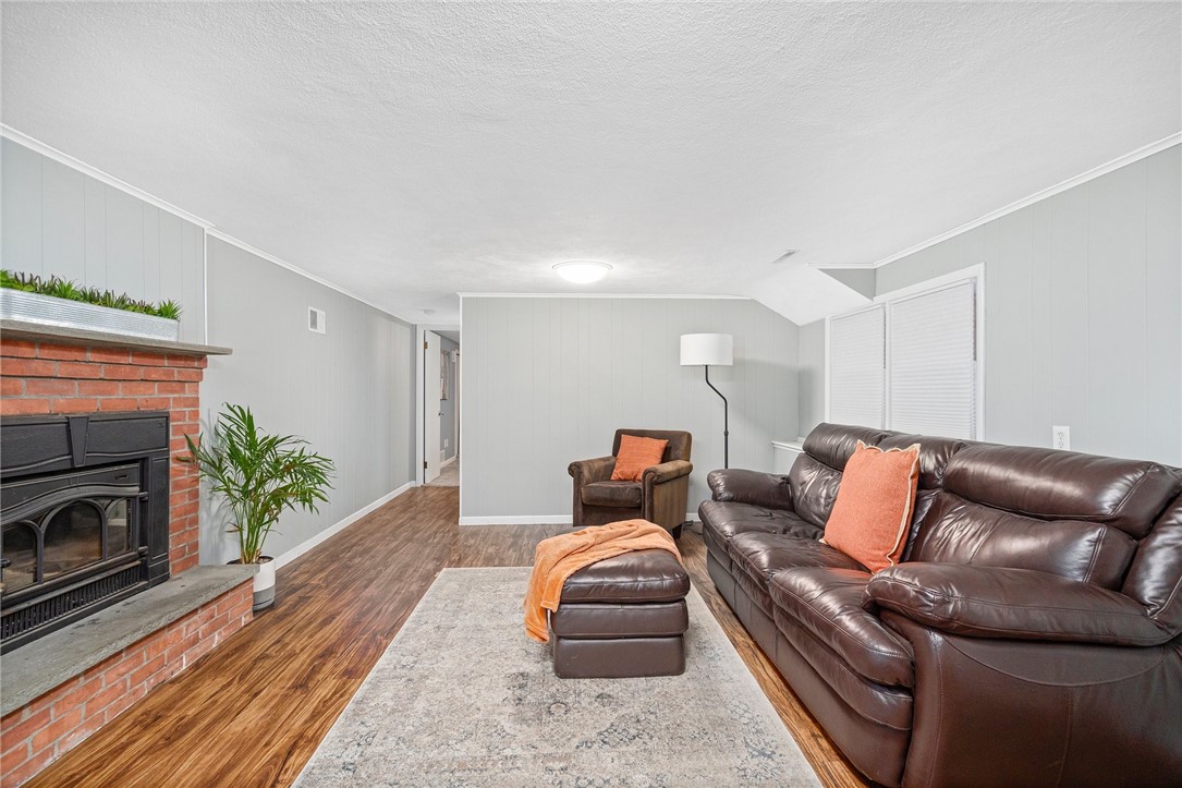 25 Malcolm Road North Kingstown, RI 02852 - Photo 17 of 35 Gallery Image 17
