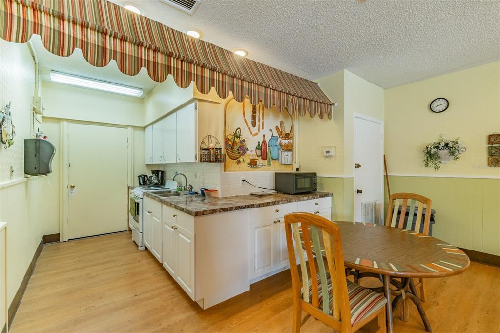 239 South McMullen Booth Road, Unit 37 Clearwater, FL 33759 - Photo 33 of 35