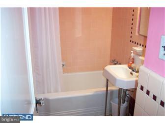 7115 Rutland Street Philadelphia, PA 19149 - Photo 7 of 9 Bathroom