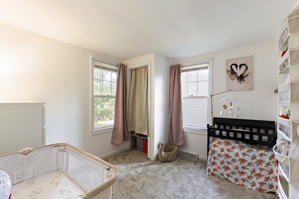 36 Elm Road Westford, MA 01886 - Photo 16 of 28