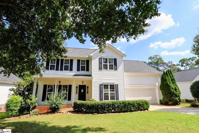 $425,000 | 11 Hickory Hollow Court, Greenville, SC 29607