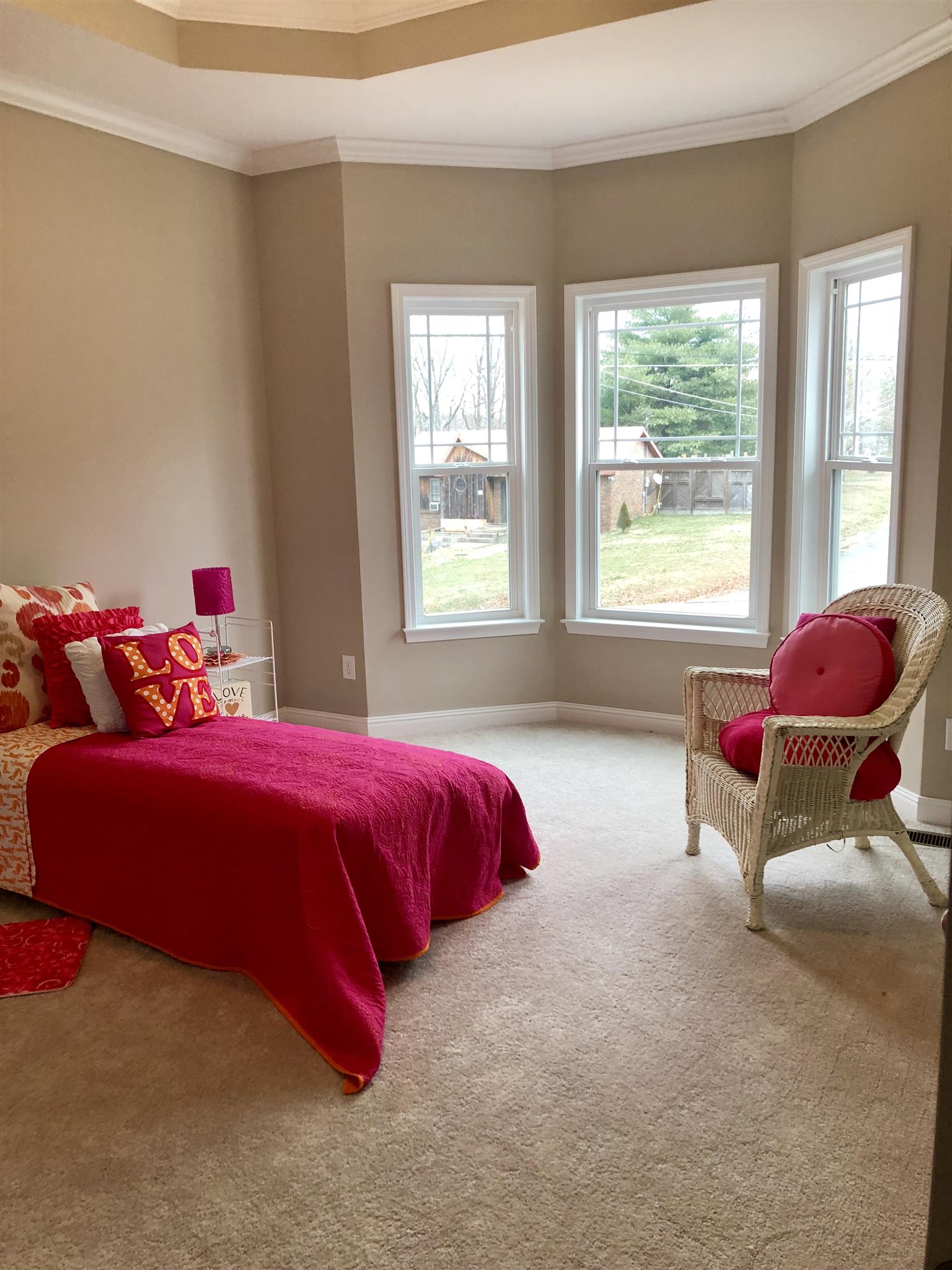 133 Robin Hood Road Dickson, TN 37055 - Photo 8 of 26 Gallery Image 8