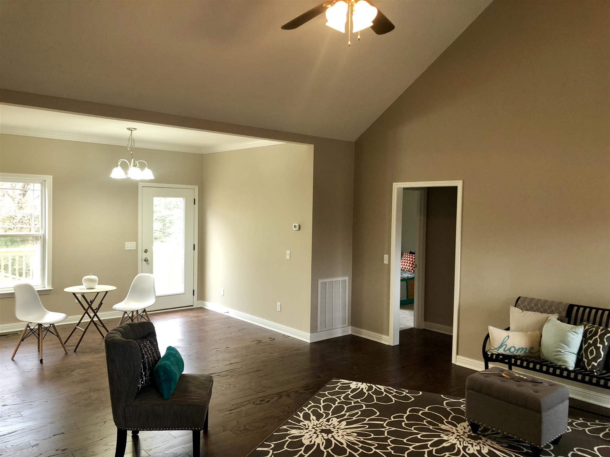 133 Robin Hood Road Dickson, TN 37055 - Photo 10 of 26 Gallery Image 10