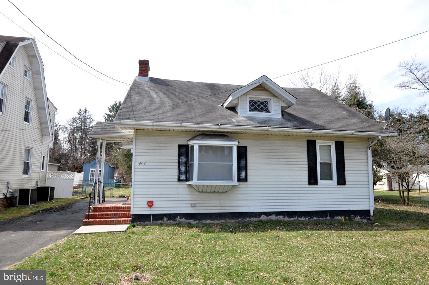 406 Neck Road Burlington, NJ 08016 - Photo 2 of 25 Exterior Front